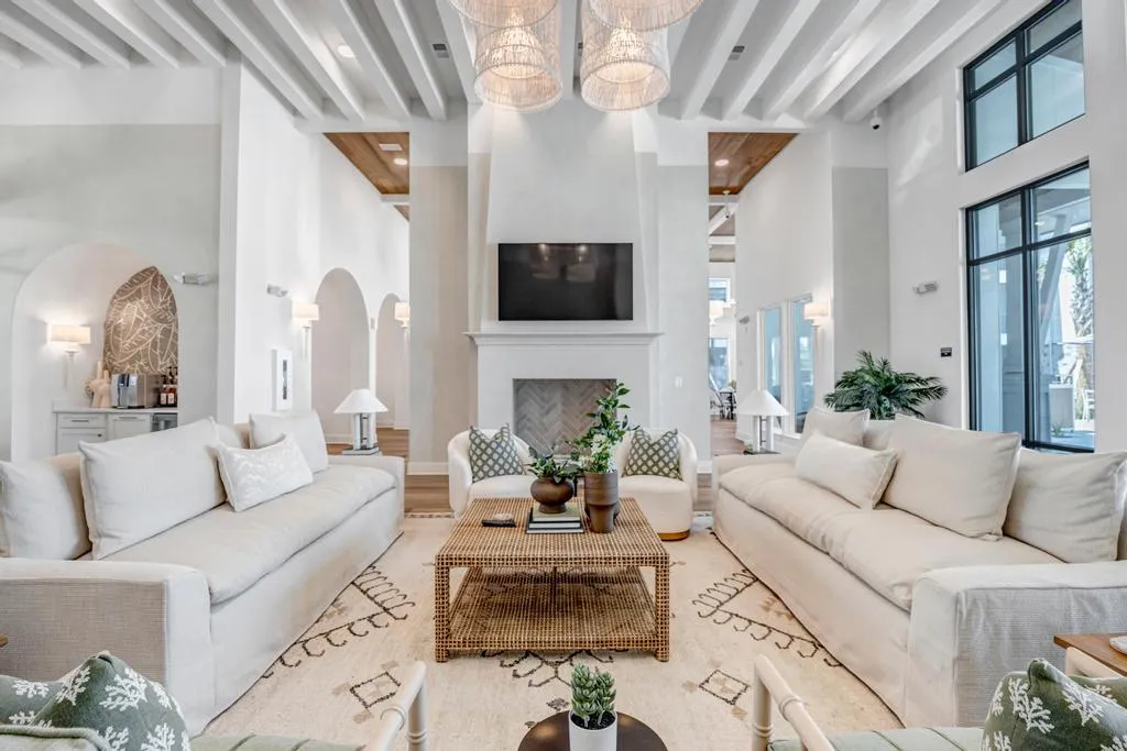 Amenities_Clubhouse_Tapestry Palmera Apartments